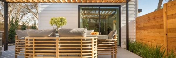 Why You Should Build Pergola On Your Custom Deck Design? 6 Reasons!