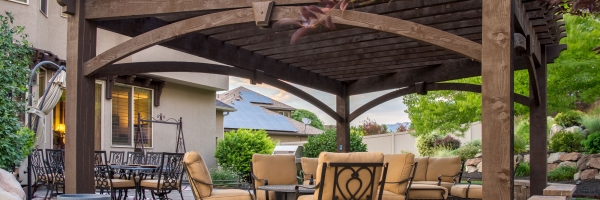 Create Ambiance in Your Outdoor Space: How to Choose the Right Pergola